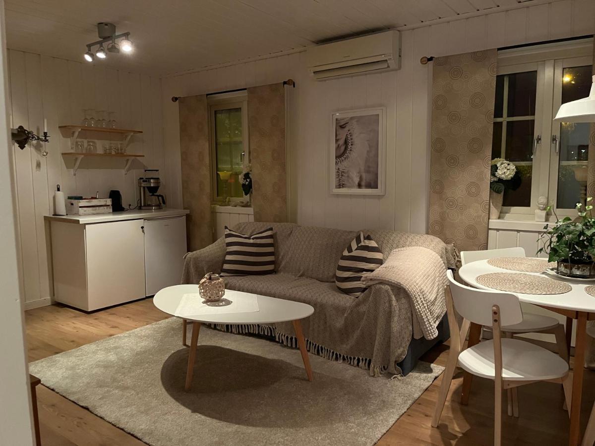 Lilla Groena Huset Pa Garden Härnösand المظهر الخارجي الصورة