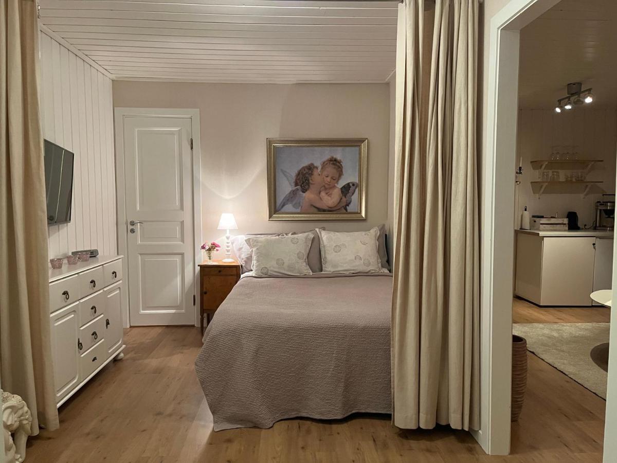 Lilla Groena Huset Pa Garden Härnösand المظهر الخارجي الصورة